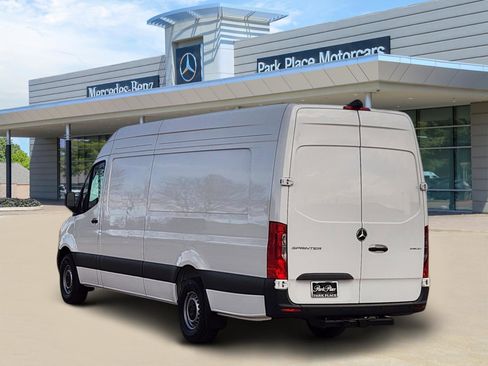 New 2026 Mercedes-Benz Sprinter 2500 image 4