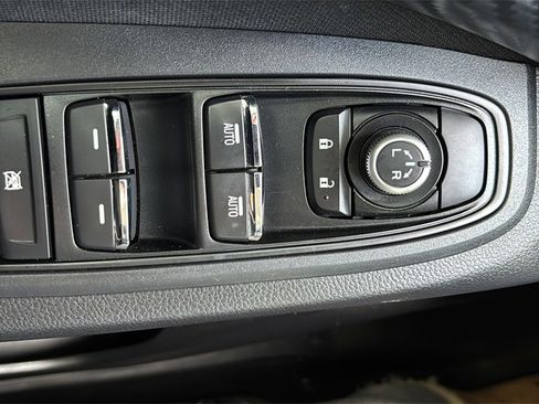 Used 2023 Subaru Ascent Premium w/ Convenience Package image 14