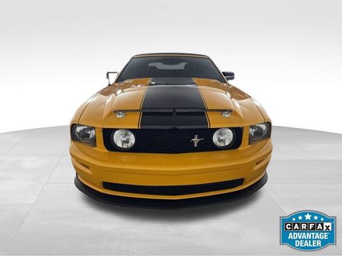 Used 2007 Ford Mustang GT Premium RWD image 2