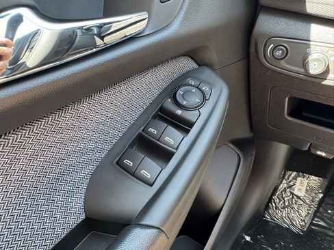 New 2026 Chevrolet TrailBlazer LT w/ Driver Confidence Package image 28