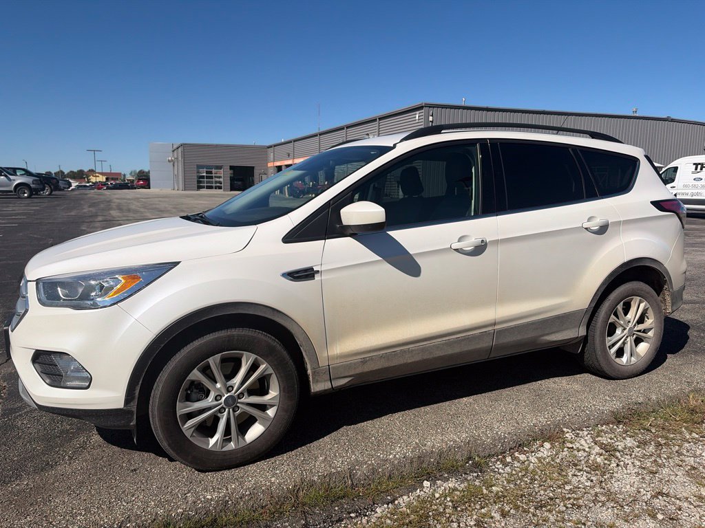 Used 2018 Ford Escape SEL w/ Ford Safe & Smart Package AWD/4WD image 1
