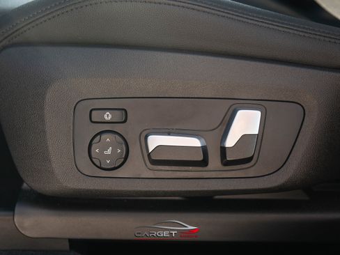 Used 2020 BMW X3 xDrive30i w/ Premium Package image 40