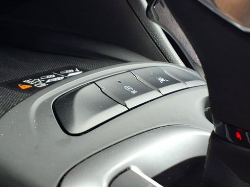 Used 2025 Buick Envista Preferred w/ Convenience I Package FWD image 16