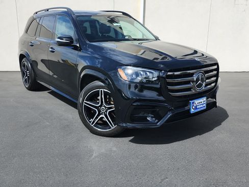 Used 2024 Mercedes-Benz GLS 450 4MATIC image 2