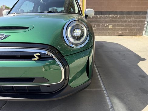 Used 2023 MINI Cooper SE FWD image 11