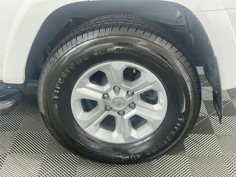 Used 2023 Toyota 4Runner SR5 Premium w/ Moonroof Package AWD/4WD image 34