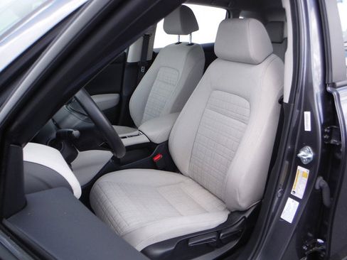 Used 2023 Honda HR-V LX image 14