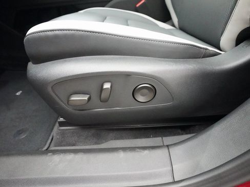 Certified 2024 Honda Prologue Elite image 29