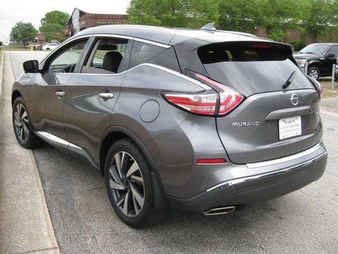 Used 2017 Nissan Murano Platinum w/ Platinum Technology Package FWD image 5