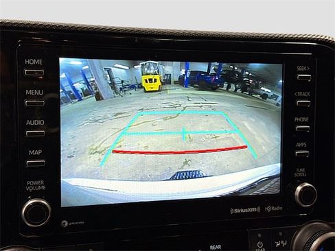 Used 2021 Toyota Highlander XSE image 15