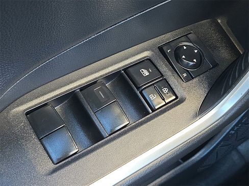 Used 2019 Toyota RAV4 Adventure image 25