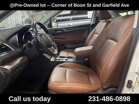 Used 2019 Subaru Outback 2.5i Touring AWD/4WD image 14