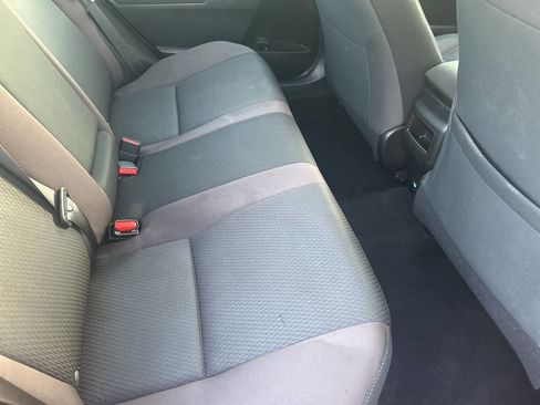 Used 2018 Toyota Corolla LE image 14