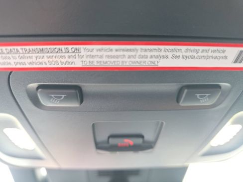 Used 2025 Toyota Camry SE w/ Convenience Package FWD image 24