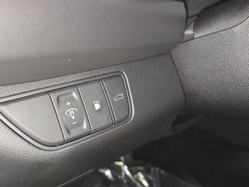 Used 2022 Genesis G70 3.3T w/ Sport Advanced Package AWD/4WD image 25