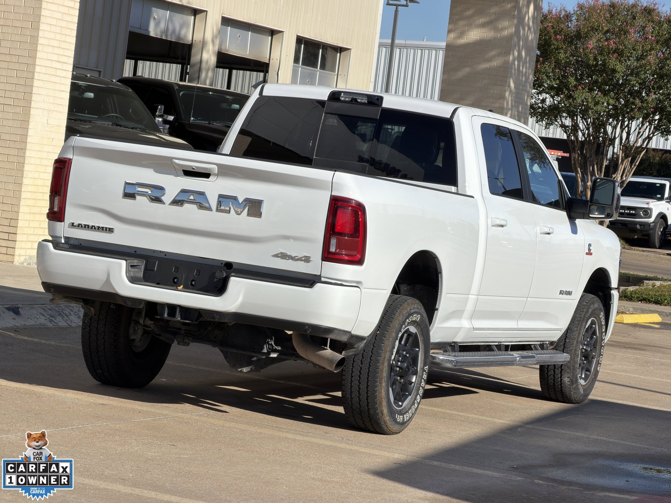Used 2025 RAM 2500 Laramie AWD/4WD image 6