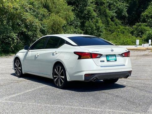 Used 2022 Nissan Altima 2.5 SR FWD image 5
