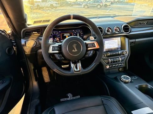 Used 2020 Ford Mustang Shelby GT500 w/ Technology Package image 13