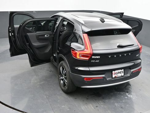 Used 2025 Volvo XC40 B5 Core AWD/4WD image 45