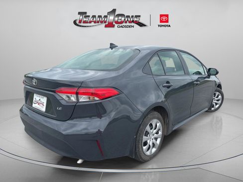 Used 2025 Toyota Corolla LE FWD image 7