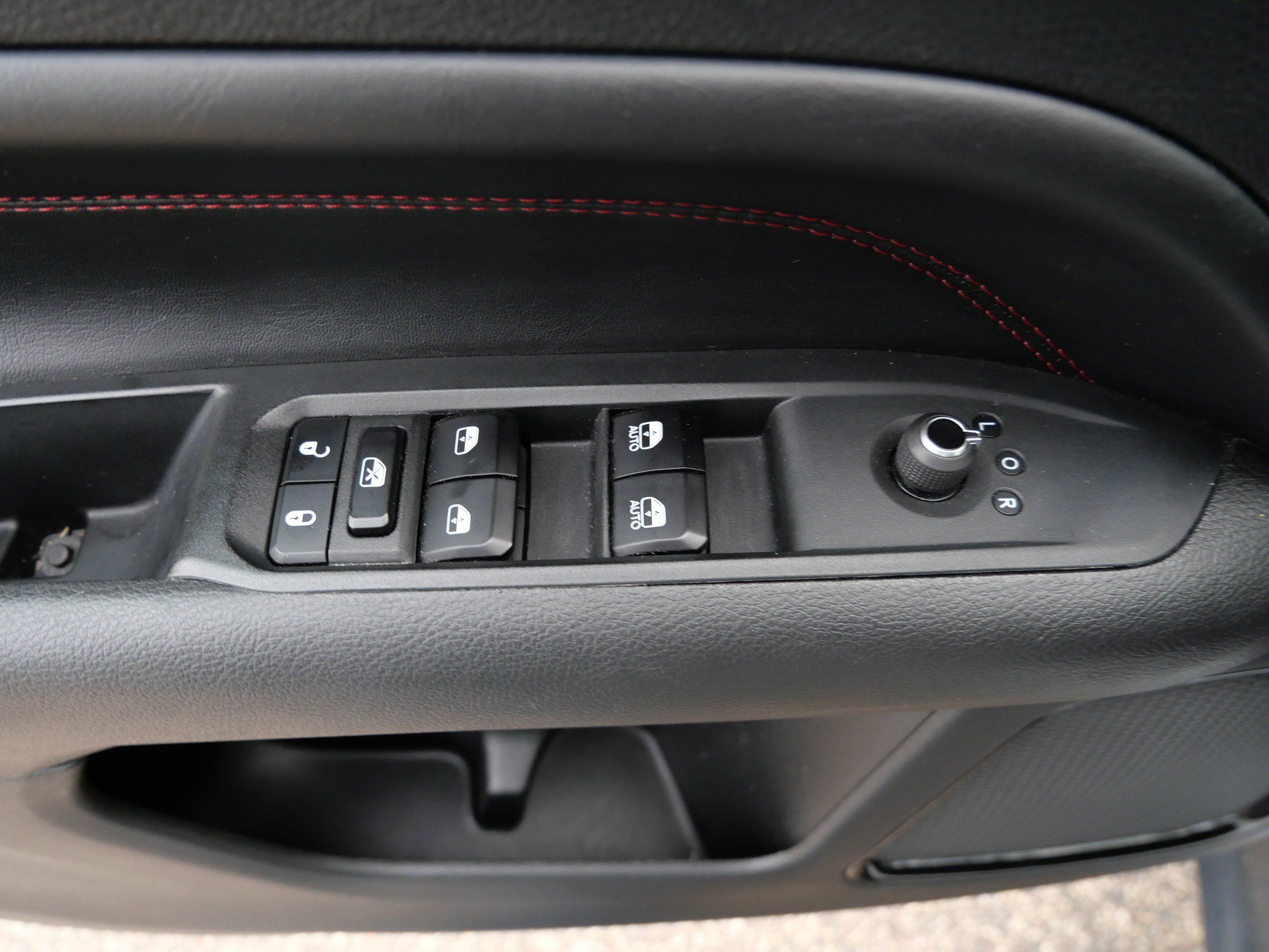 Used 2023 Jeep Compass Trailhawk AWD/4WD image 20