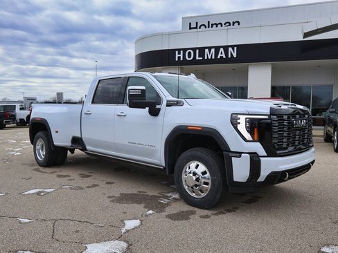 New 2026 GMC Sierra 3500 Denali Ultimate image 1