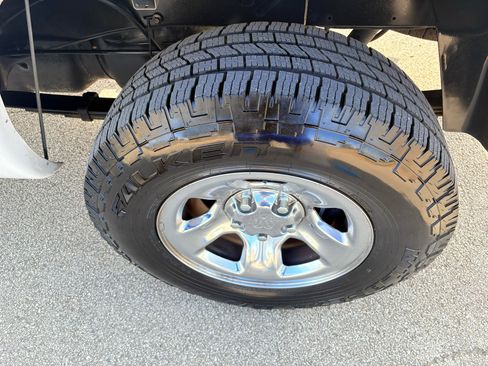 Used 2007 Dodge Ram 1500 Truck ST w/ SXT Group image 39