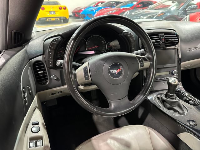 Used 2009 Chevrolet Corvette Coupe w/ Preferred Equipment Group RWD image 7