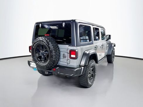 Used 2023 Jeep Wrangler Unlimited w/ Cold Weather Group AWD/4WD image 7