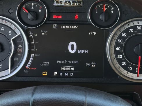 Used 2018 RAM 3500 Laramie image 19