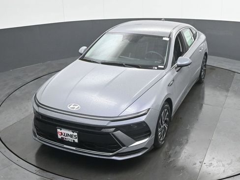 New 2026 Hyundai Sonata Blue FWD image 38