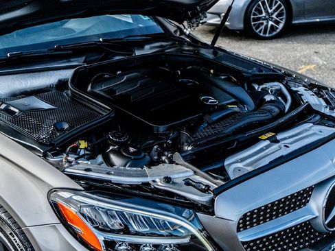 Used 2020 Mercedes-Benz C 300 4MATIC Sedan image 39