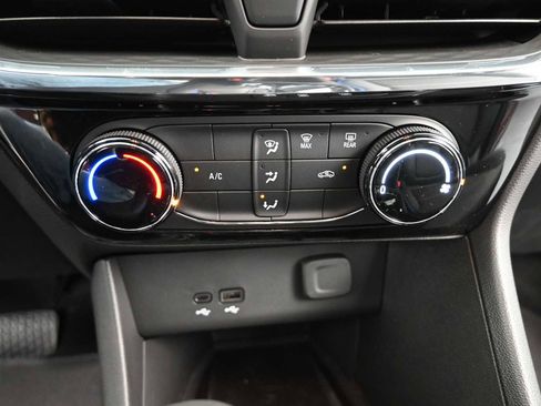 New 2025 Buick Encore GX Sport Touring w/ Advanced Technology Package image 18