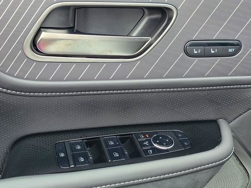 New 2026 INFINITI QX80 Autograph w/ Premium Cargo Package image 13