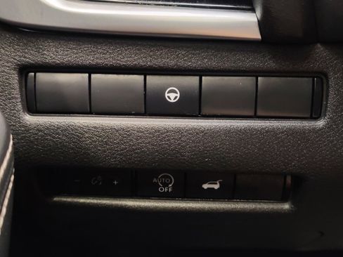 Certified 2024 Nissan Rogue SL w/ SL Premium Package FWD image 28