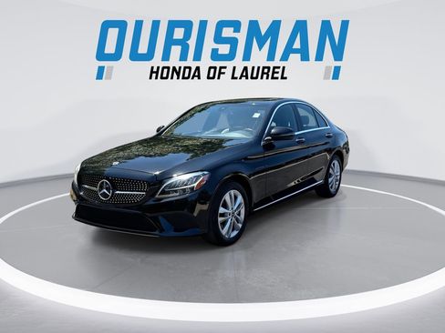 Used 2019 Mercedes-Benz C 300 4MATIC Sedan w/ Premium Package image 4