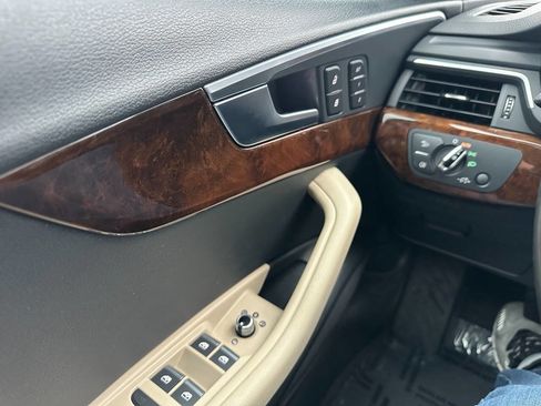 Used 2017 Audi A4 2.0T Premium w/ Convenience Package image 18