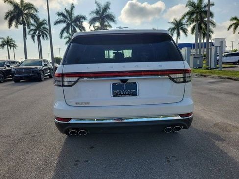 Certified 2022 Lincoln Aviator Reserve w/ Equipment Group 201A AWD/4WD image 5