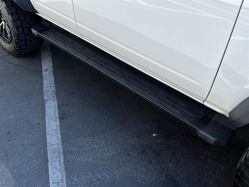 Used 2022 Ford Bronco Wildtrak AWD/4WD image 12