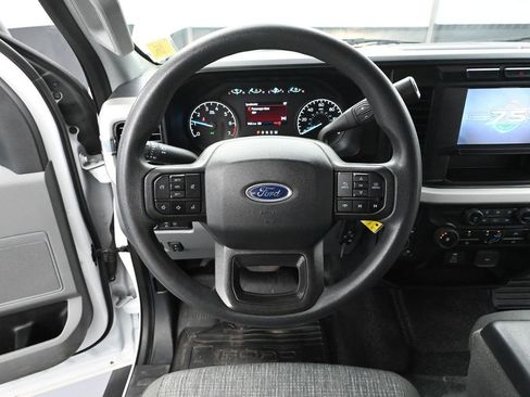 Used 2023 Ford F350 XLT w/ FX4 Off-Road Package image 26