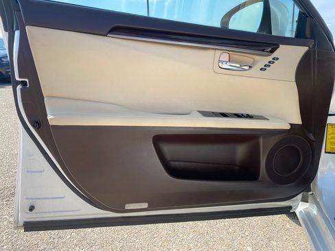 Used 2018 Lexus ES 350 w/ Premier Package FWD image 11