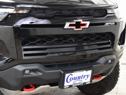 Used 2023 Chevrolet Colorado ZR2 w/ ZR2 Convenience Package III image 13