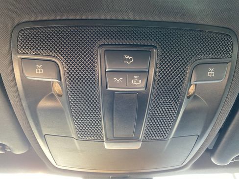 Used 2016 Mercedes-Benz GLA 250 4MATIC image 36