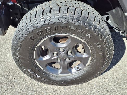 Used 2021 Jeep Gladiator Rubicon AWD/4WD image 21