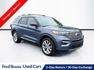 Used 2021 Ford Explorer Platinum w/ Equipment Group 601A AWD/4WD video 1