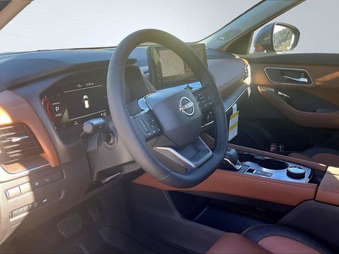 New 2026 Nissan Rogue Platinum w/ Platinum Premium Package AWD/4WD image 6