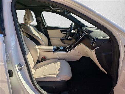 Certified 2025 Mercedes-Benz C 300 Sedan image 21