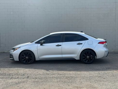 Used 2021 Toyota Corolla SE w/ Carpet Mat Package (TMS) FWD image 3