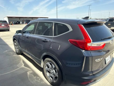 Used 2018 Honda CR-V EX image 3