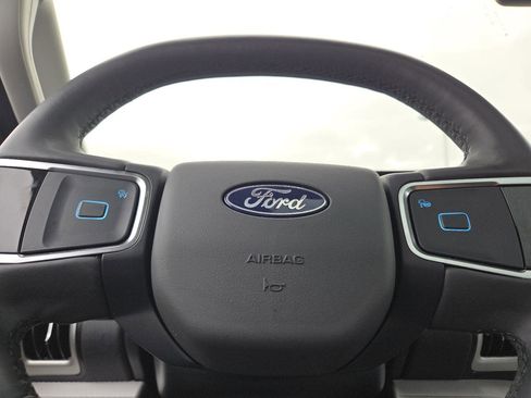 Used 2025 Ford Expedition Max Active AWD/4WD image 21